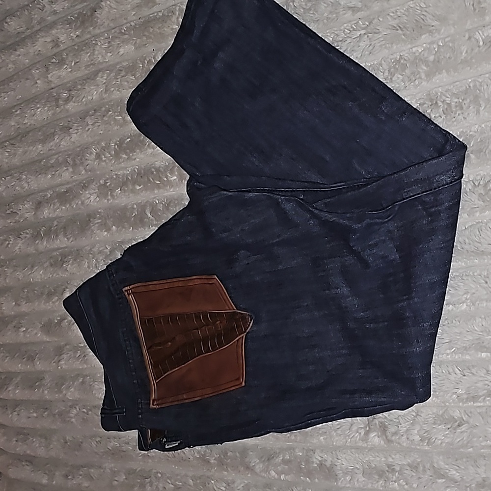 Gator jeans